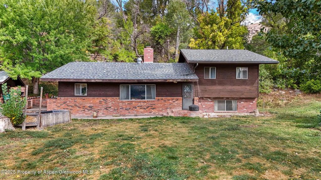 2 of 33 - 6303 Peach Valley Road, New Castle, CO