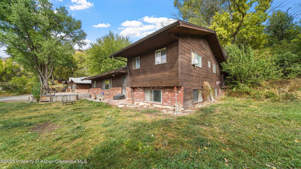 3 of 33 - 6303 Peach Valley Road, New Castle, CO