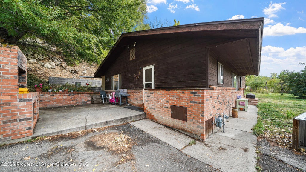 6 of 33 - 6303 Peach Valley Road, New Castle, CO