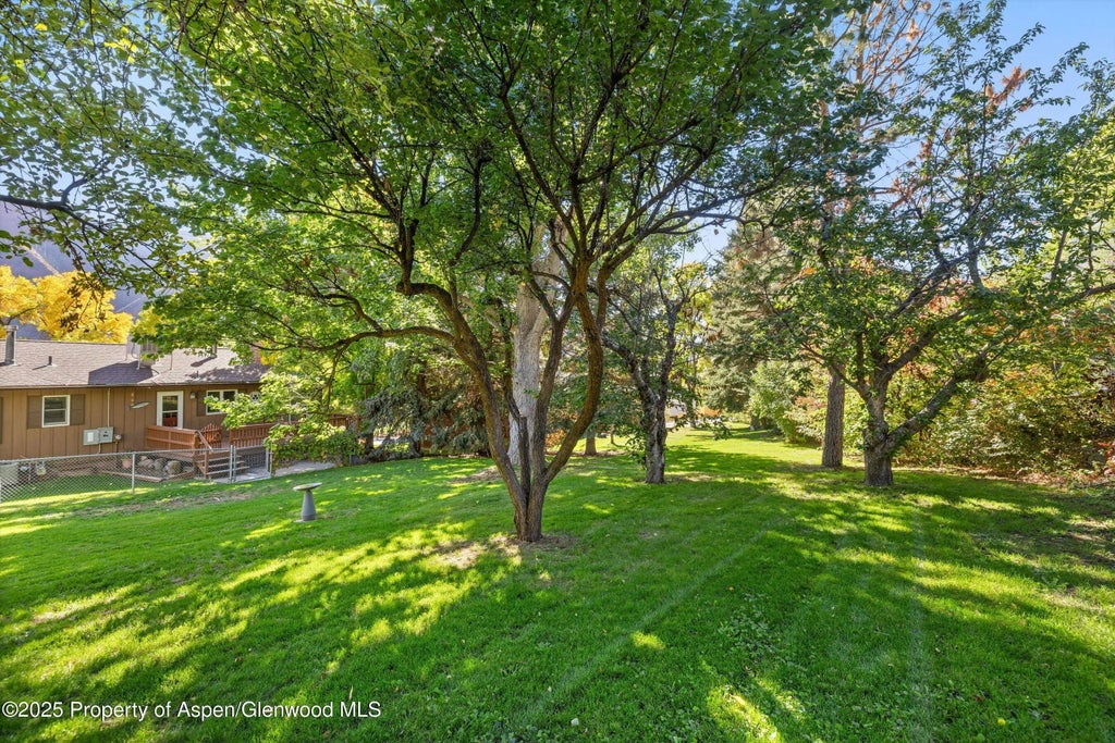 30 of 33 - 225 Cedar Crest Drive, Glenwood Springs, CO