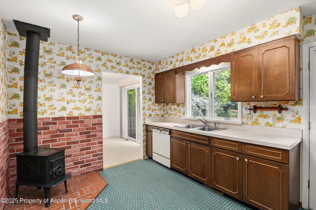 7 of 33 - 225 Cedar Crest Drive, Glenwood Springs, CO