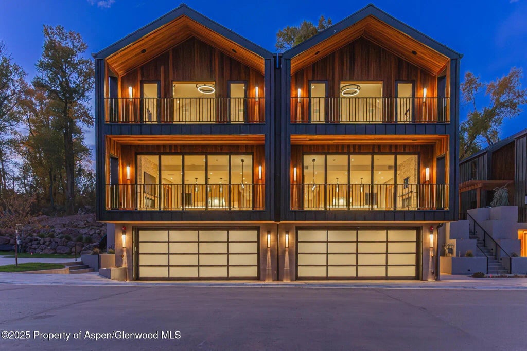 2 of 34 - 155 Lakeview Drive, Carbondale, CO