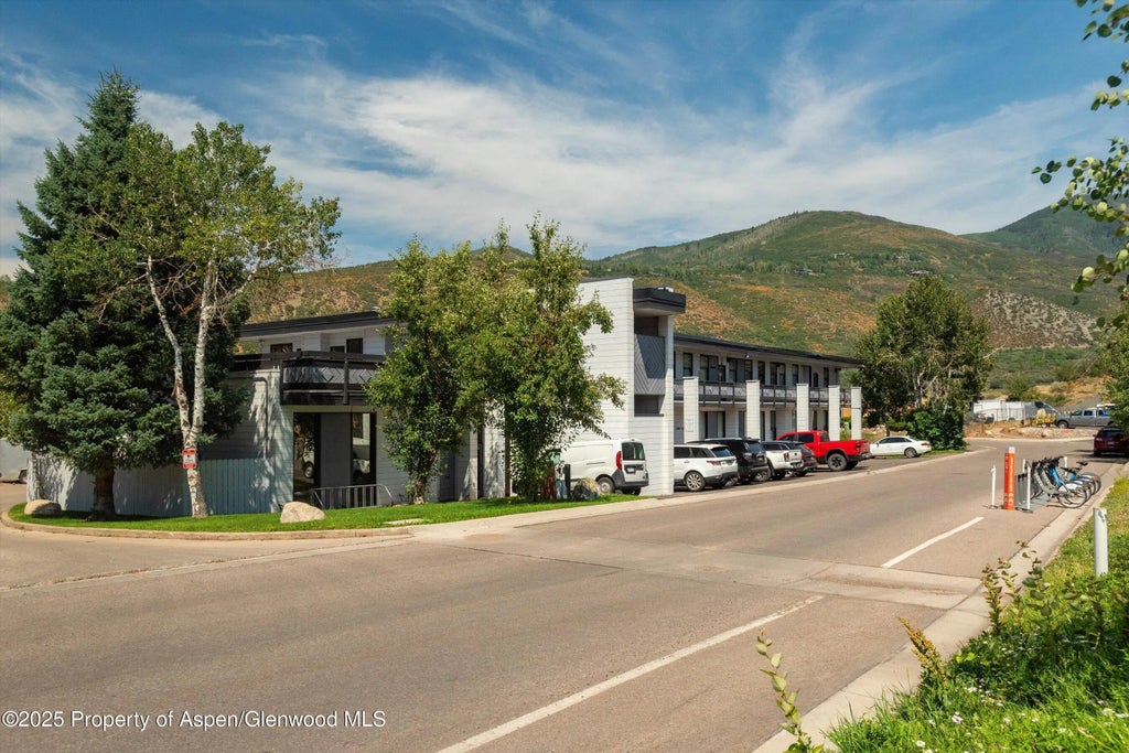 6 of 35 - 210 Aspen Airport Business, Aspen, CO