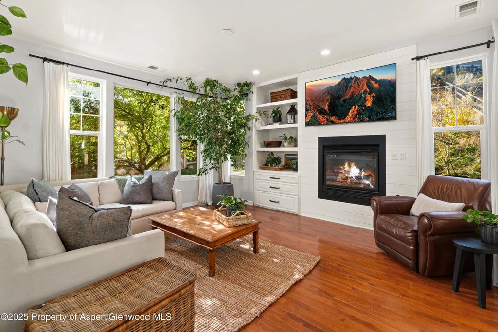 11 of 44 - 659 S Wild Horse Drive, New Castle, CO
