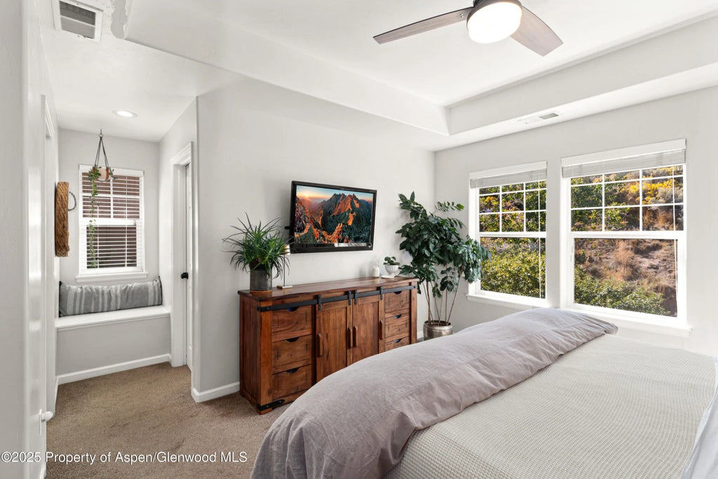 27 of 44 - 659 S Wild Horse Drive, New Castle, CO