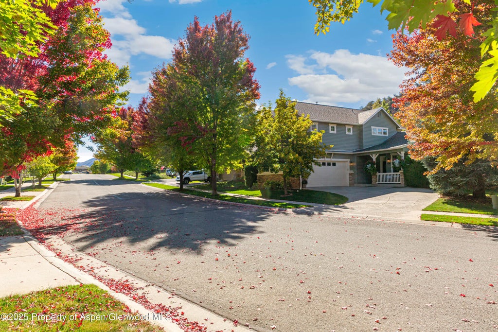 4 of 44 - 659 S Wild Horse Drive, New Castle, CO