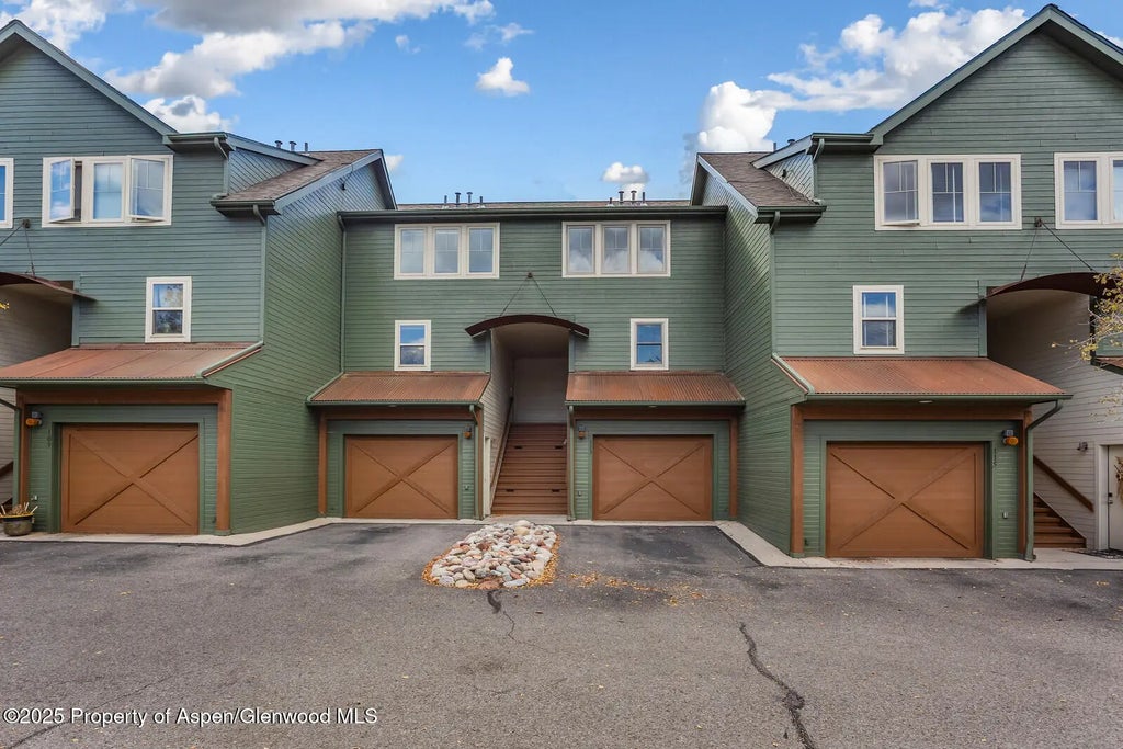 1 of 39 - 113 Lakeside Court, Basalt, CO