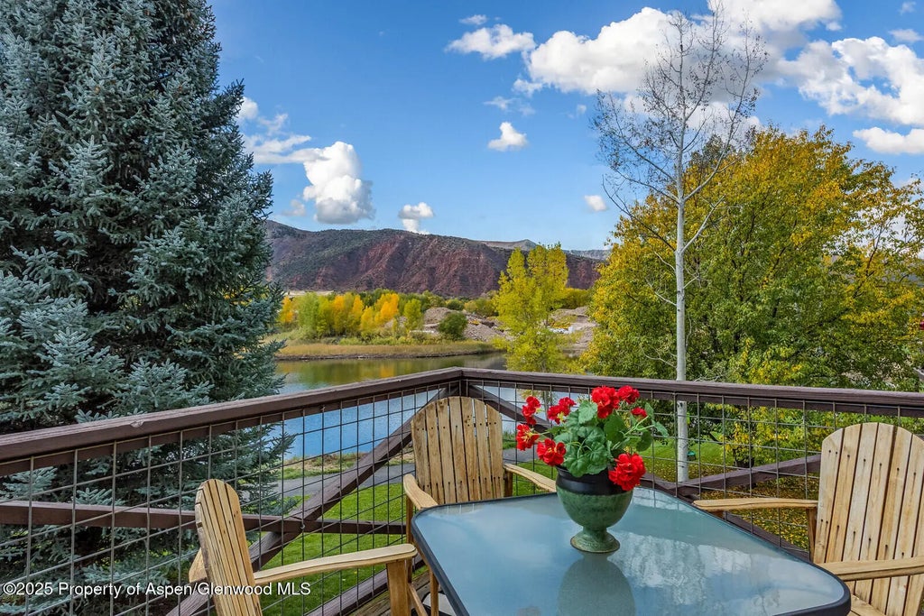 2 of 39 - 113 Lakeside Court, Basalt, CO