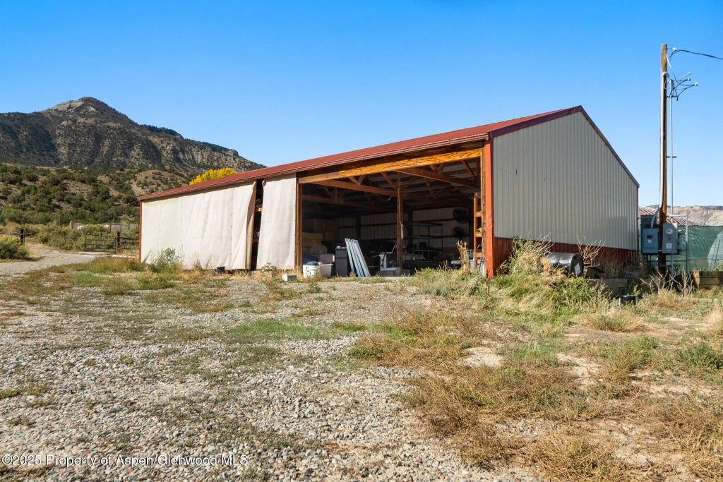 28 of 81 - 929 County Road 215, Parachute, CO