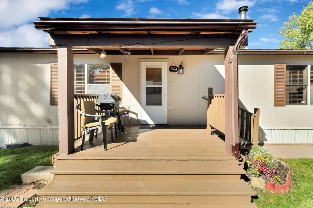 1 of 15 - 5387 County Road 154 70, Glenwood Springs, CO