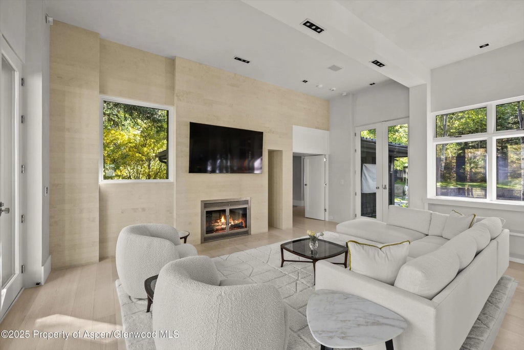 9 of 27 - 1220 Red Butte Drive, Aspen, CO