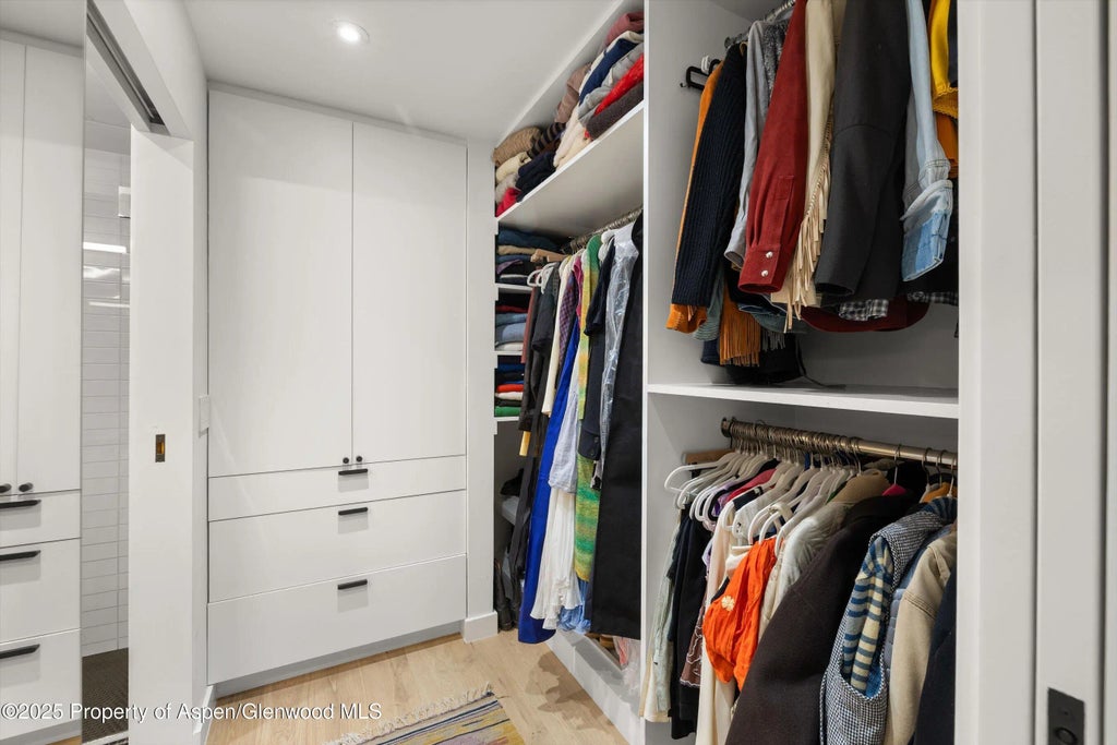 6 of 12 - 416 Vine Street 416, Aspen, CO