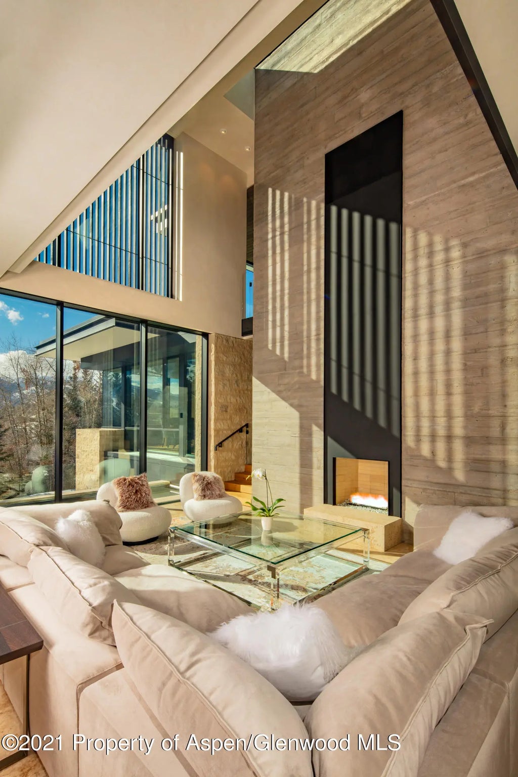 7 of 20 - 979 Red Mountain Road, Aspen, CO