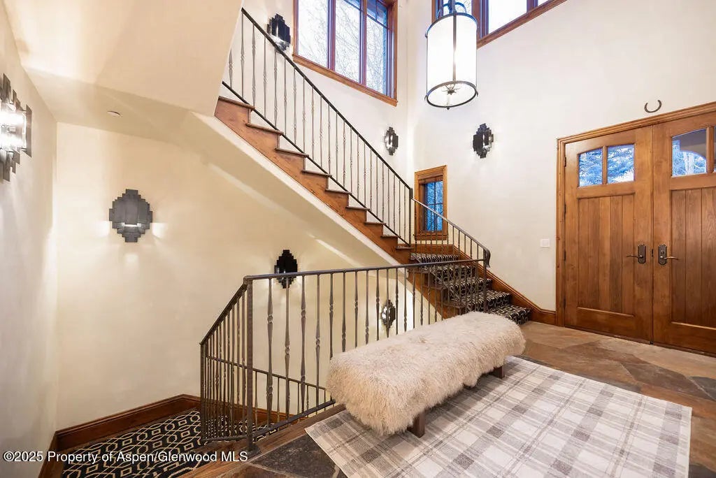 2 of 47 - 1395 Snowbunny Ln, Aspen, CO