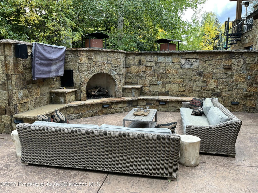 47 of 47 - 1395 Snowbunny Ln, Aspen, CO