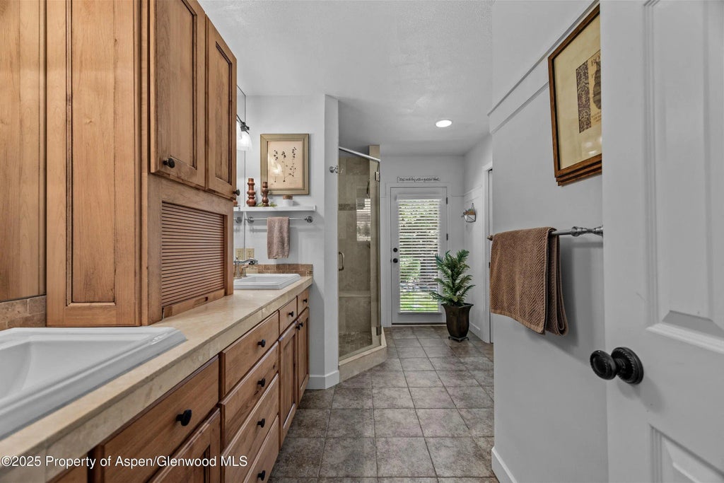 19 of 51 - 264 S Oak Way, Glenwood Springs, CO