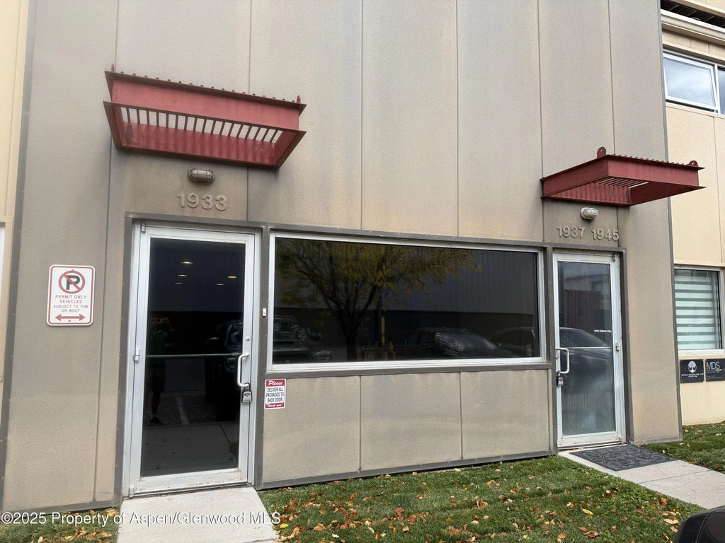 1933 Dolores Way, Carbondale