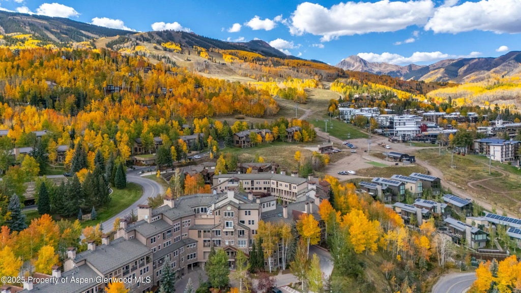 2 of 27 - 425 Wood Road 10, Snowmass Village, CO