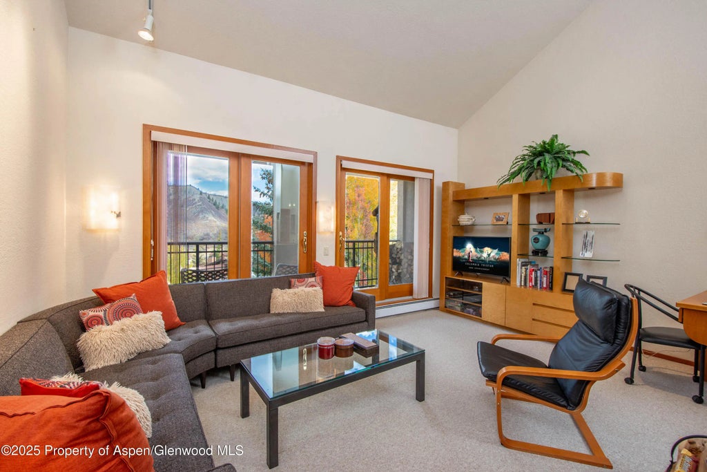 3 of 27 - 425 Wood Road 10, Snowmass Village, CO