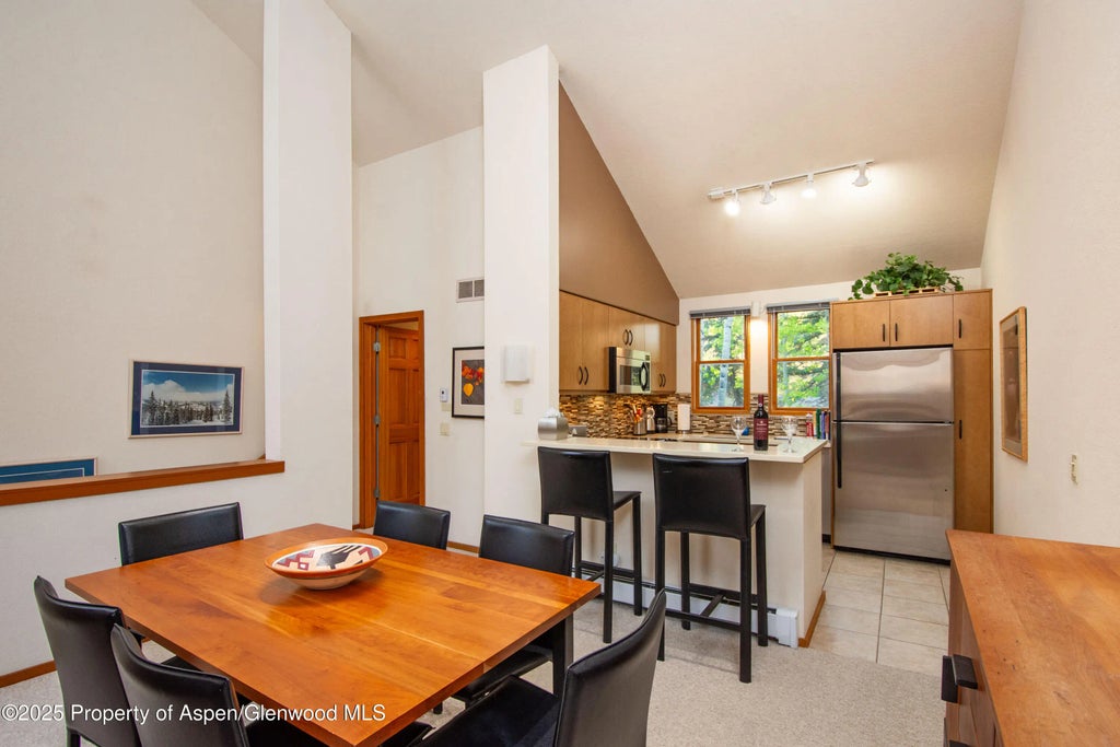 6 of 27 - 425 Wood Road 10, Snowmass Village, CO