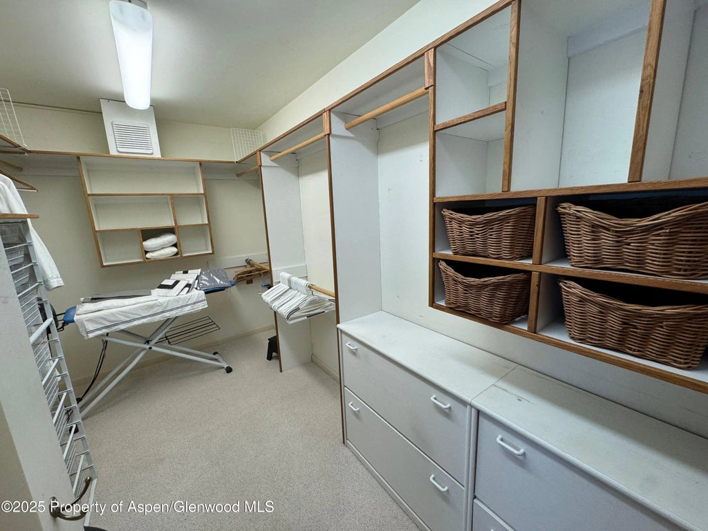 16 of 29 - 302 Roaring Fork Drive, Aspen, CO