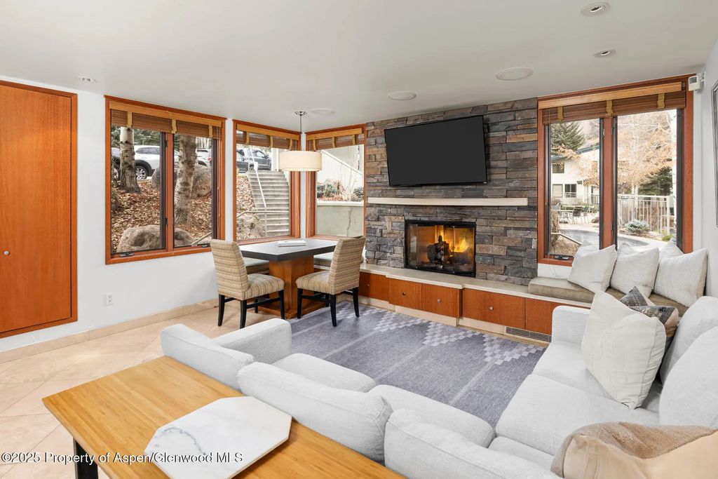 135 Carriage Way 26, Snowmass Village