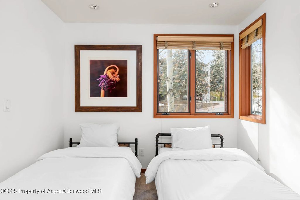 13 of 22 - 135 Carriage Way 26, Snowmass Village, CO