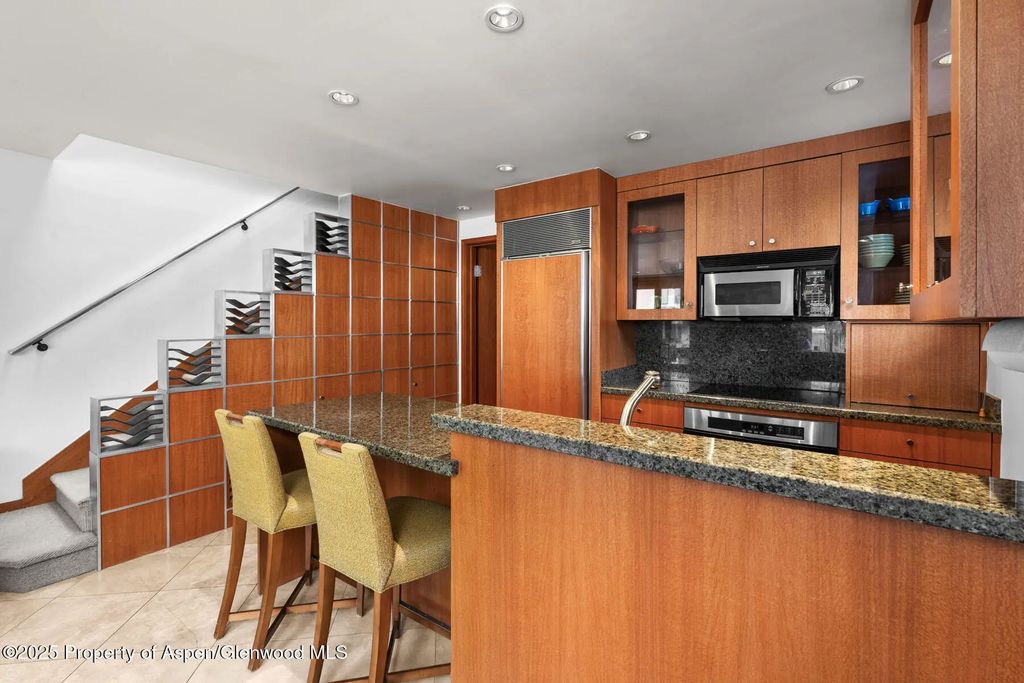 6 of 22 - 135 Carriage Way 26, Snowmass Village, CO