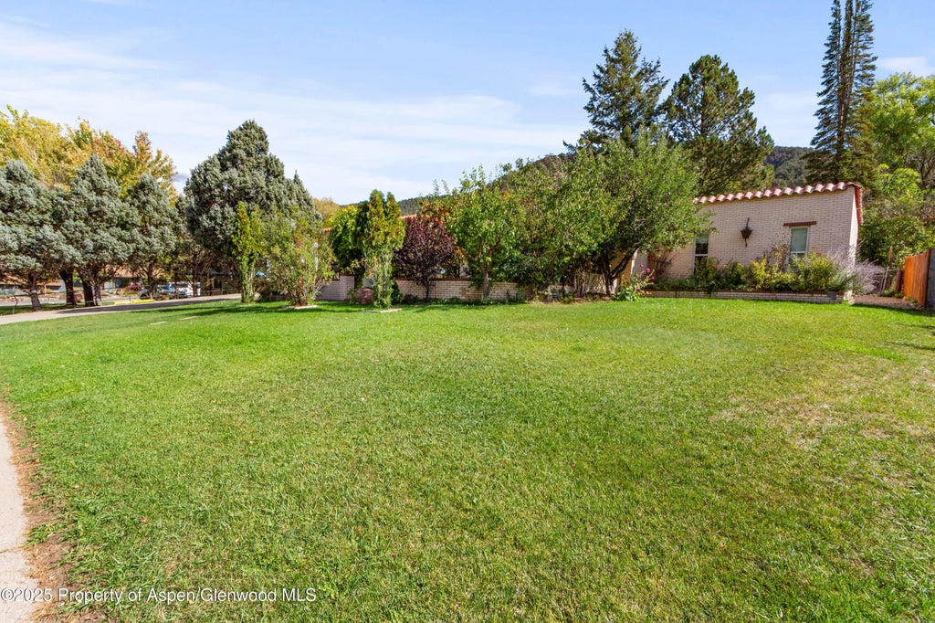 3 of 31 - 1712 Blake Avenue, Glenwood Springs, CO