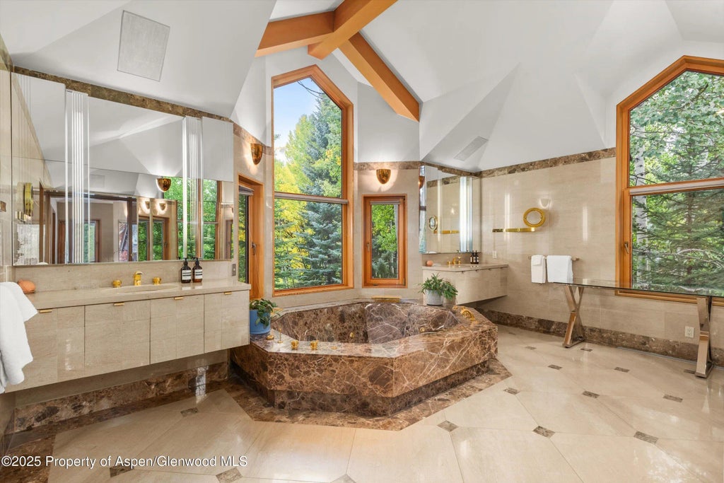 16 of 37 - 800 Roaring Fork Road, Aspen, CO