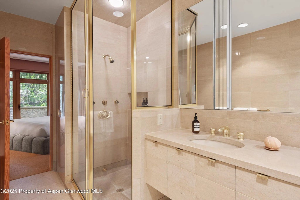 31 of 37 - 800 Roaring Fork Road, Aspen, CO