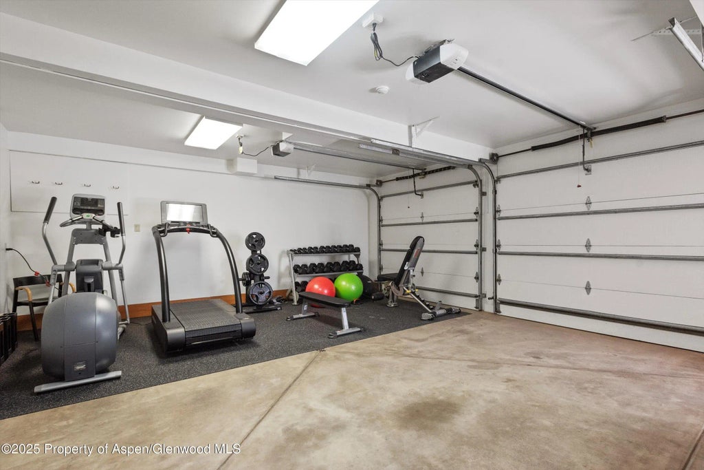 36 of 37 - 800 Roaring Fork Road, Aspen, CO