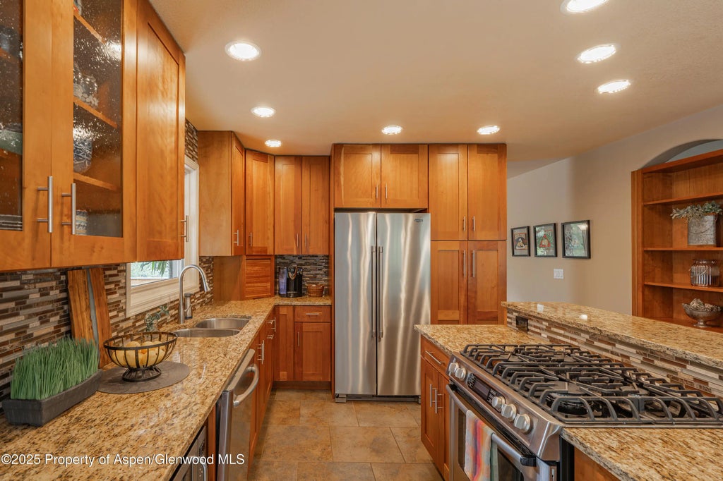 11 of 44 - 505 W Princeton Circle, Glenwood Springs, CO