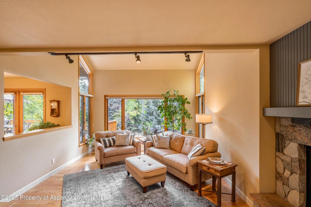 6 of 44 - 505 W Princeton Circle, Glenwood Springs, CO