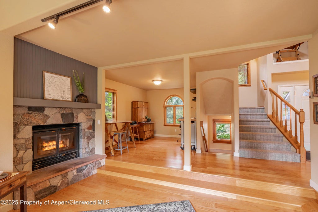 8 of 44 - 505 W Princeton Circle, Glenwood Springs, CO