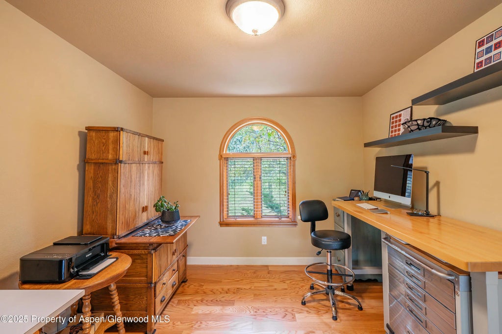 9 of 44 - 505 W Princeton Circle, Glenwood Springs, CO