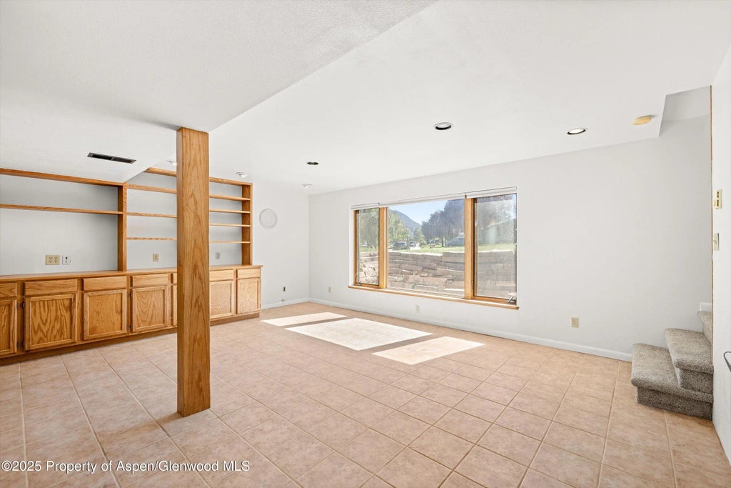 22 of 56 - 1019 Riverview Drive, Glenwood Springs, CO