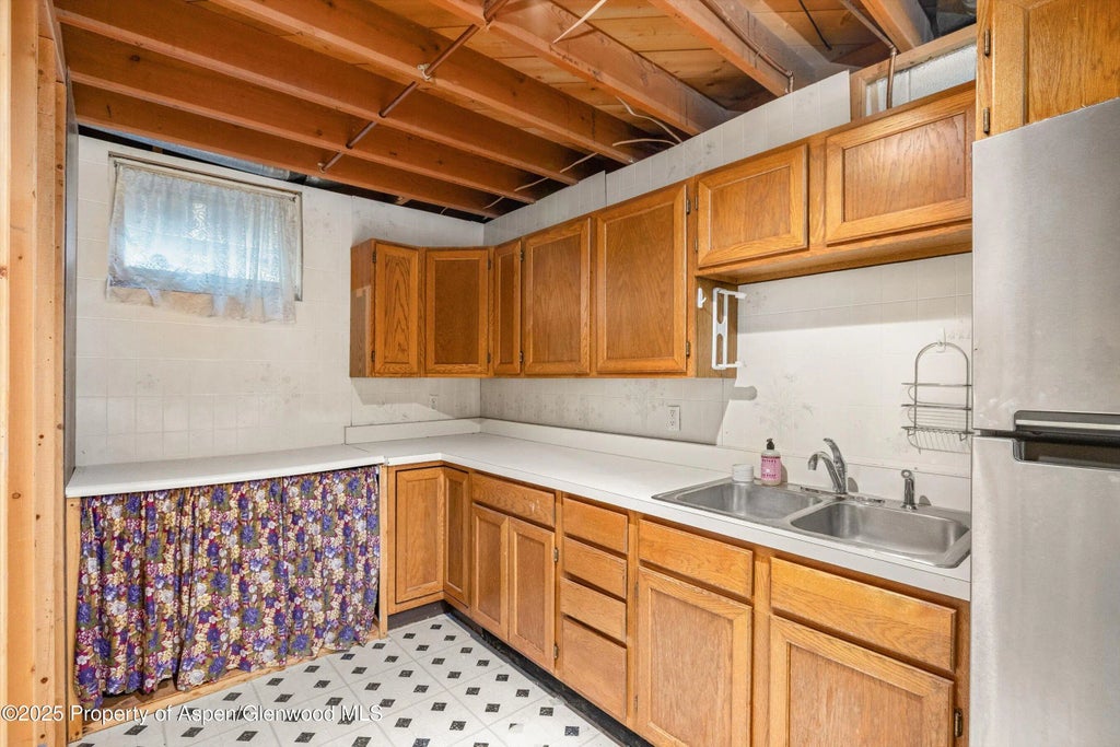 28 of 56 - 1019 Riverview Drive, Glenwood Springs, CO
