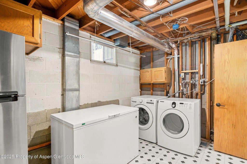 29 of 56 - 1019 Riverview Drive, Glenwood Springs, CO