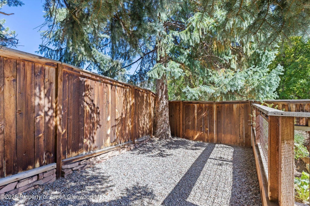 37 of 56 - 1019 Riverview Drive, Glenwood Springs, CO