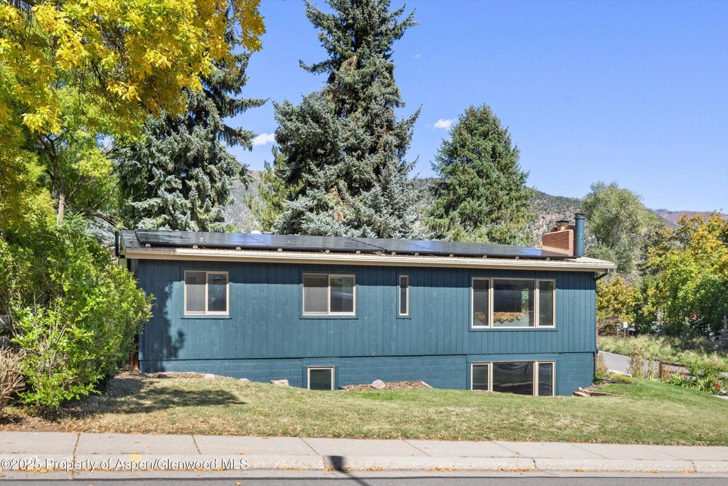 40 of 56 - 1019 Riverview Drive, Glenwood Springs, CO