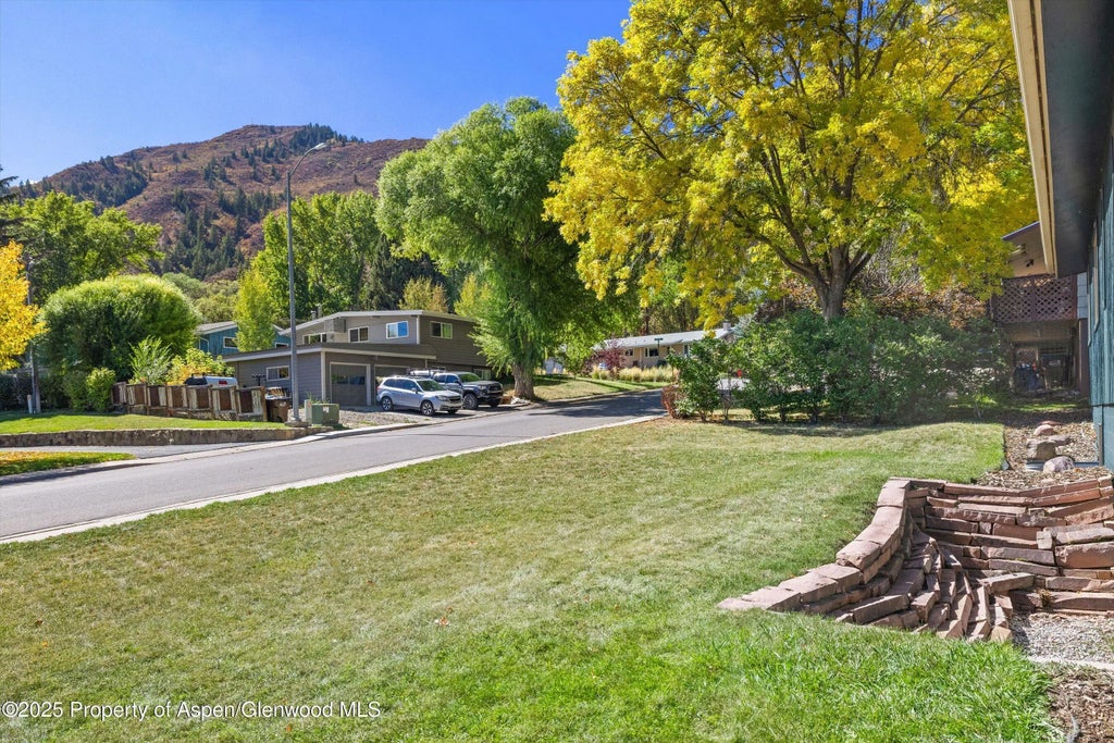 41 of 56 - 1019 Riverview Drive, Glenwood Springs, CO