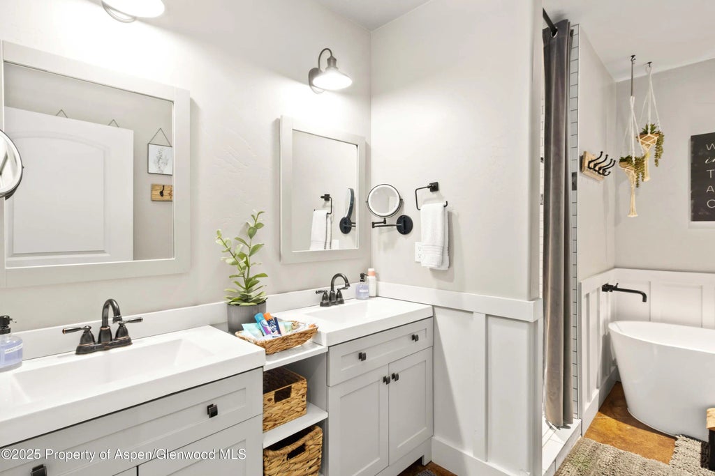 48 of 56 - 3211 County Road 237, Silt, CO