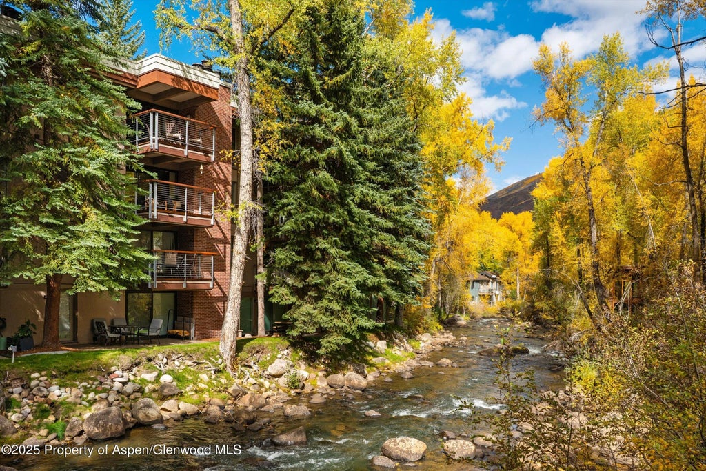 1 of 19 - 1034 E Cooper Avenue 19a, Aspen, CO