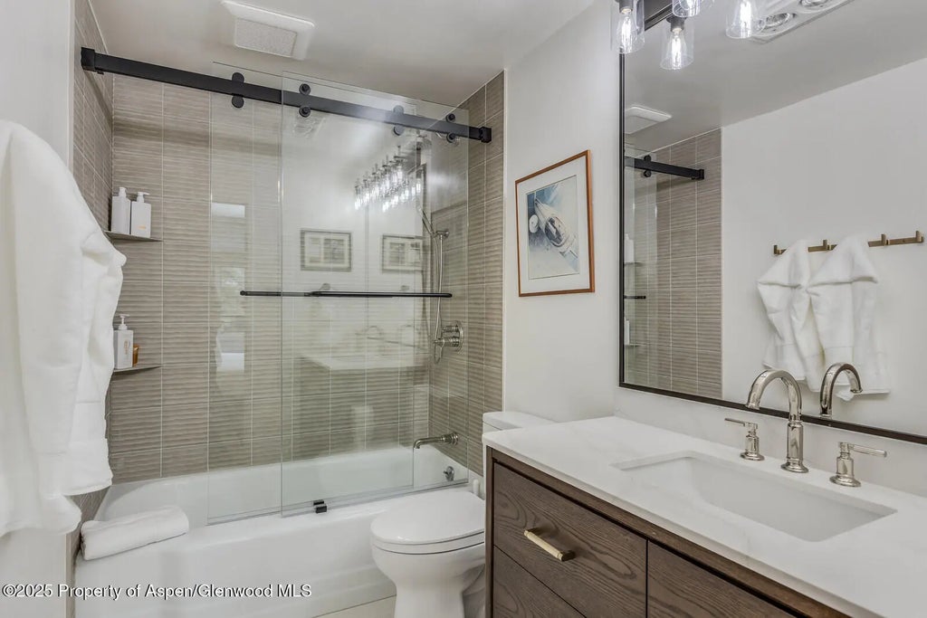 25 of 49 - 731 S Mill Street 3a, Aspen, CO