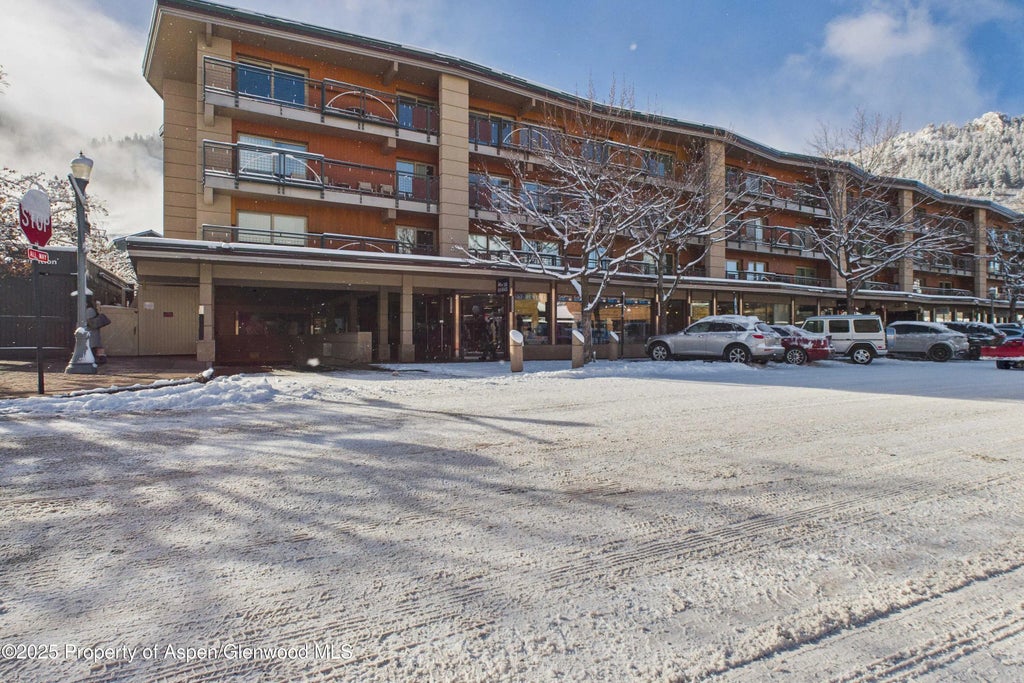 12 of 19 - 555 E Durant Avenue 4-e, Aspen, CO