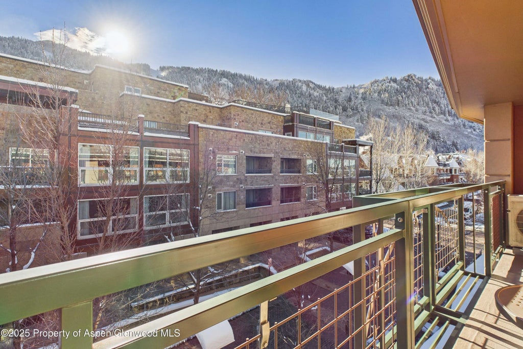 18 of 19 - 555 E Durant Avenue 4-e, Aspen, CO