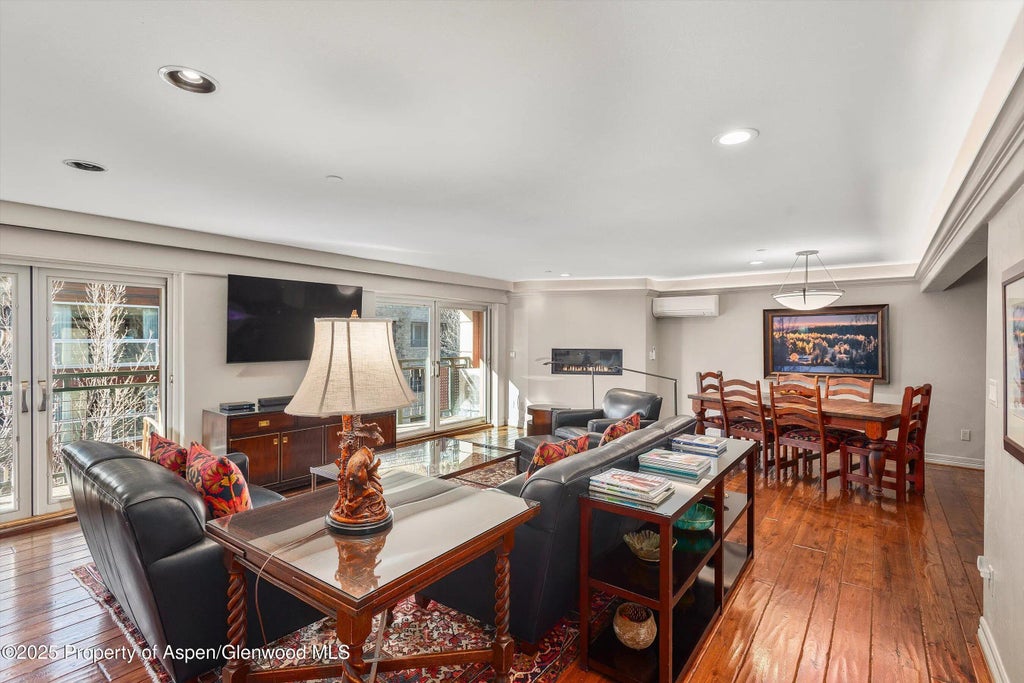 4 of 15 - 555 E Durant Avenue 4e, Aspen, CO
