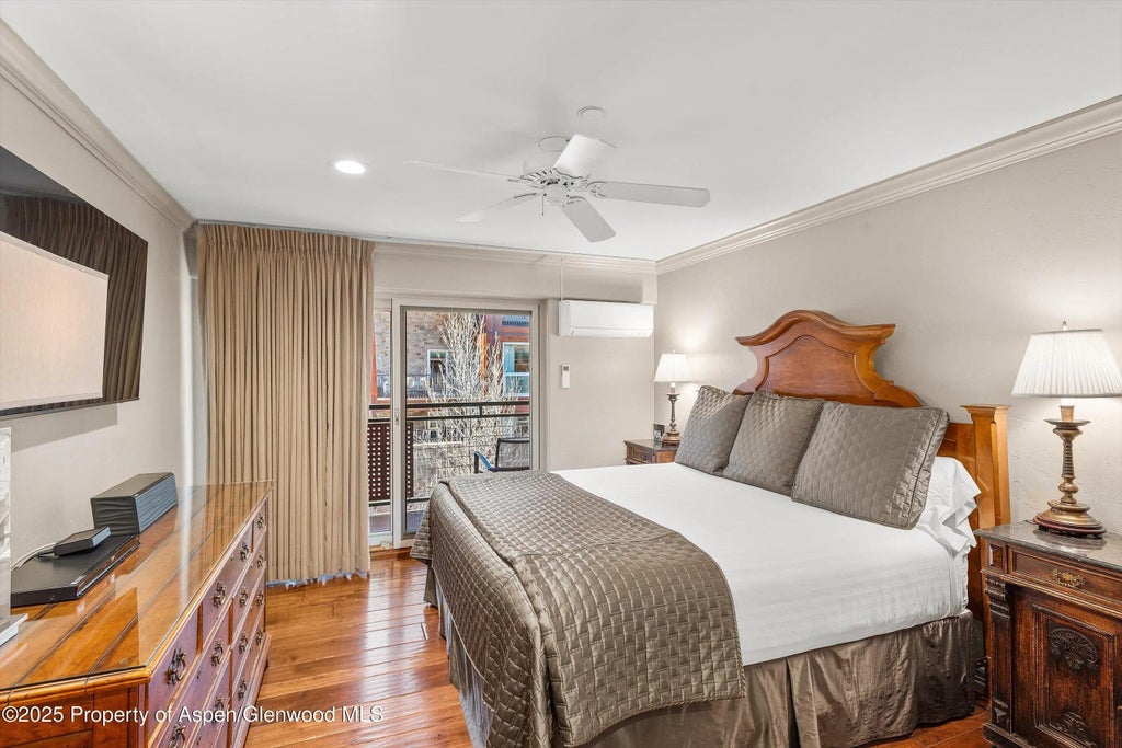 8 of 19 - 555 E Durant Avenue 4-e, Aspen, CO