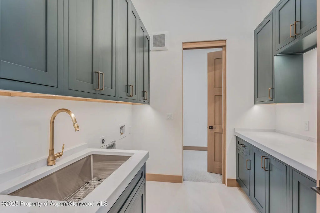 43 of 62 - 112 Bowles Drive, Carbondale, CO